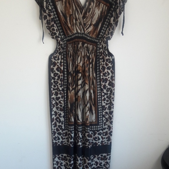 Multi-colored Animal Print Maxi Dress - Picture 3 of 4